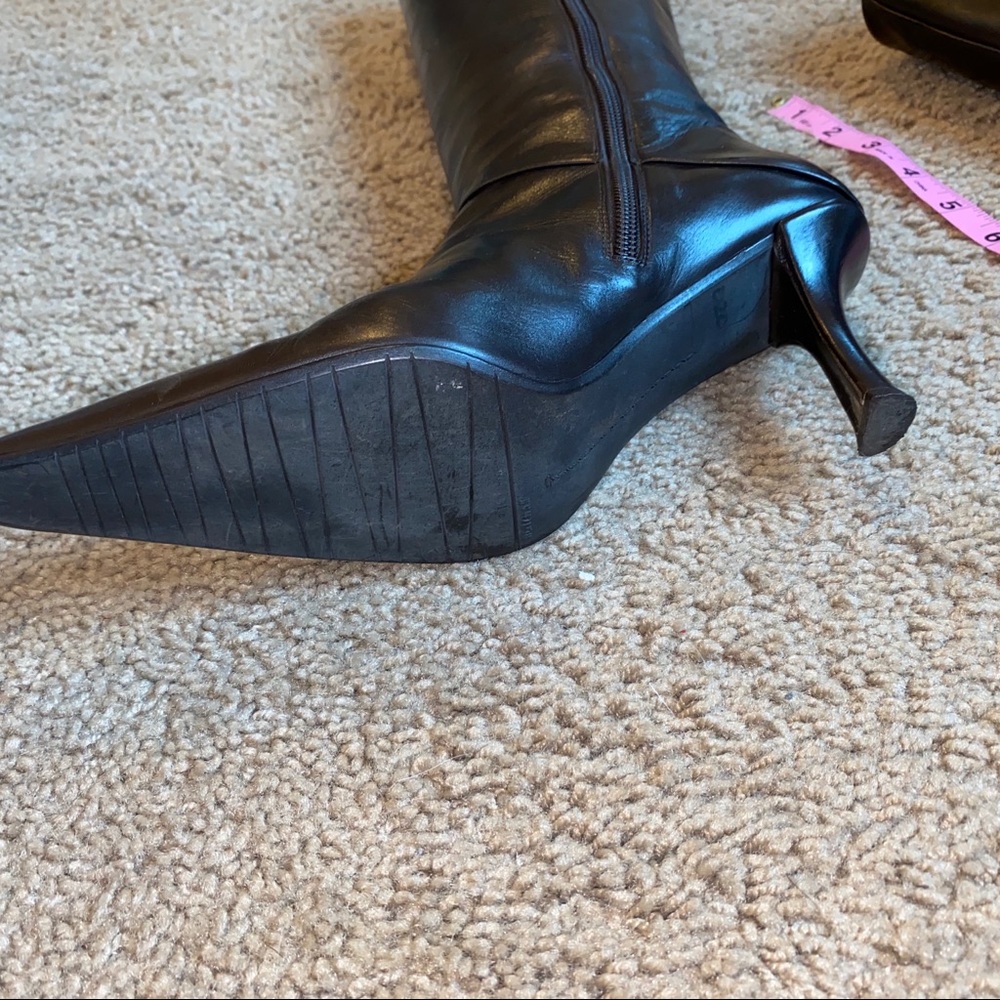 Stuart Weitzman Knee-High Leather Boots Size 7.5 - Picture 4 of 8